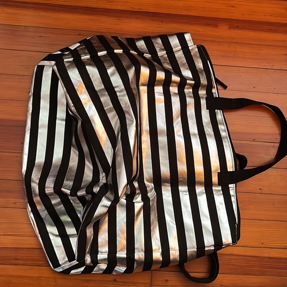 NWT • VICTORIA’S SECRET TOTE - Picture 2 of 10